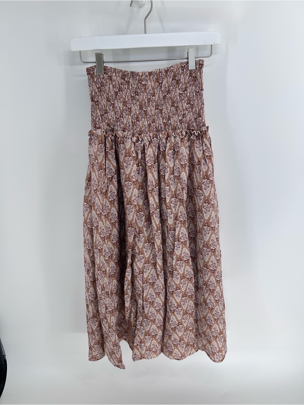 Blu Pepper Boutique Drop Smocked Waist Midi Skirt/Dress - Size small